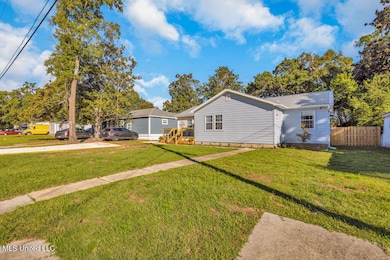 1616 Hollywood Blvd, Biloxi, MS 39531 - photo 3