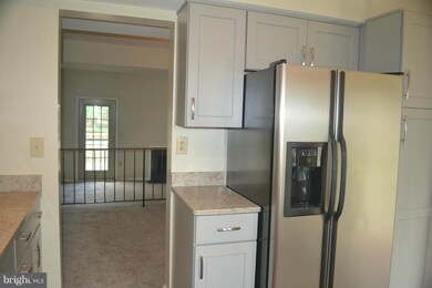 28 Bernadotte Ct, Parkville, MD 21234 - photo 3