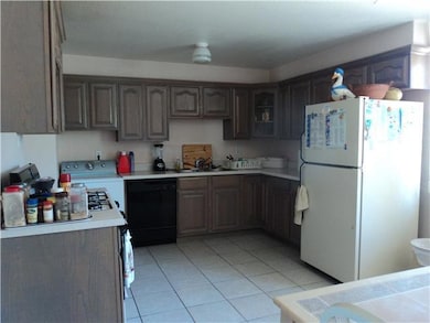 212 Jensen Ave, El Paso, TX 79915 - photo 5