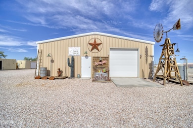 864 W Main St, Quartzsite, AZ 85346 - photo 3