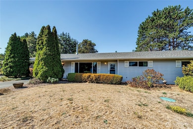 961 N Mariott Ave, Sequim, WA 98382 - photo 3