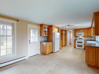 127AlbionRd-Windham-04
