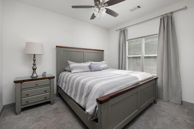 2025_04_April_804_Riverfront_Pkwy_Unit_4