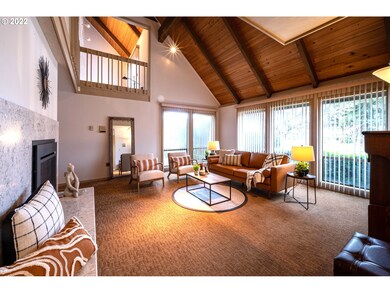 2120 Ridgeway Dr, Eugene, OR 97401 - photo 2