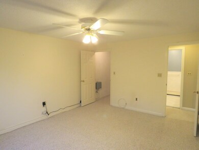 6 Hallmark Gardens unit 4, Burlington, MA 01803 - photo 7