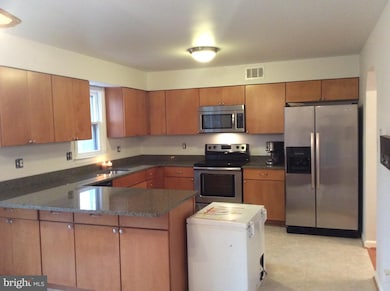 1549 Ivystone Ct, Silver Spring, MD 20904 - photo 3