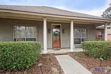 6103 Woodbend Dr, Zachary, LA 70791 - photo 7