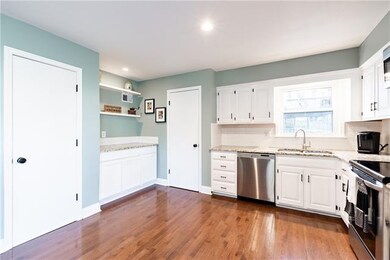 7730 Darnell St, Shawnee, KS 66216 - photo 3