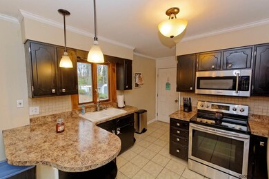 2173 Robinwood Ave, Schenectady, NY 12306 - photo 7