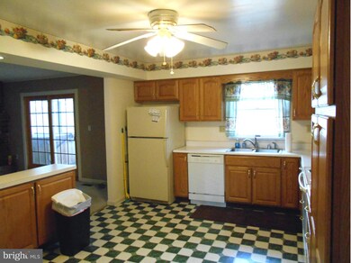 5662 French Ave, Sykesville, MD 21784 - photo 4