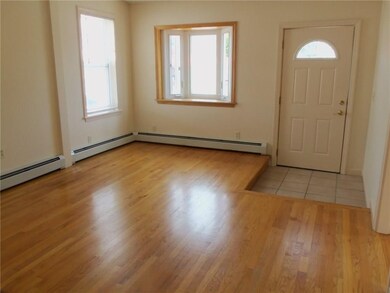 1470 Newport Ave unit 1, Pawtucket, RI 02861 - photo 3