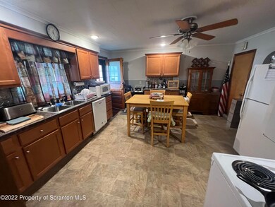 607 Mill St, Dunmore, PA 18512 - photo 6