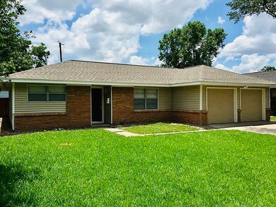 5503 Libbey Ln, Houston, TX 77092 - photo 2