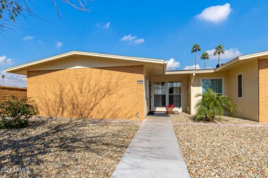 10830 W Santa fe Dr, Sun City, AZ 85351 - photo 2