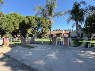 1262 Avalon Dr, Stockton, CA 95215 - photo 2