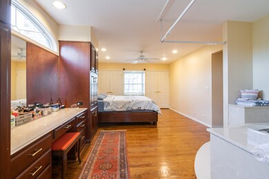 2424 Pfingsten Rd, Glenview, IL 60026 - photo 7