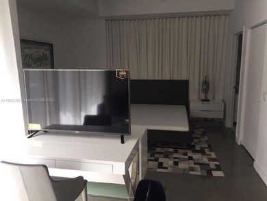 Centro unit 903, Miami, FL 33131 - photo 3