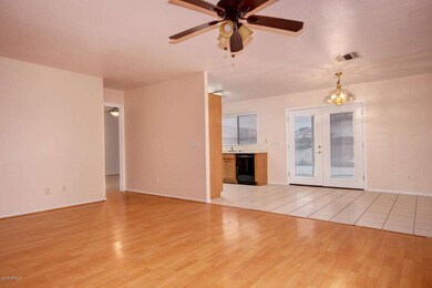 0007-5420 N 76th Lane (3)