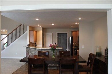 Kitchen/Eating