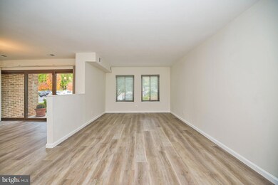 11323 Commonwealth Dr unit 4, Rockville, MD 20852 - photo 5