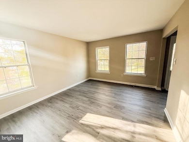 11303 Brooklee Dr, Upper Marlboro, MD 20772 - photo 3