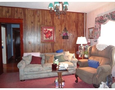 16 State St, Chicopee, MA 01013 - photo 4