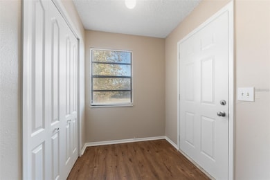 12155 Environmental Dr unit 8, New Port Richey, FL 34654 - photo 6