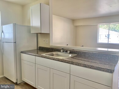 1718 Fountain Rock Way unit D, Edgewood, MD 21040 - photo 5