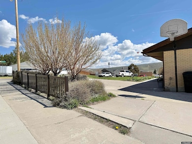 822 Moose St, Kemmerer, WY 83101 - photo 5