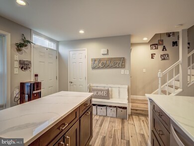 6312 Mary Todd Ct, Centreville, VA 20121 - photo 3