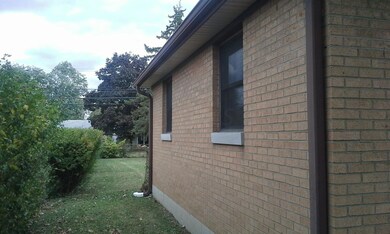 4194 Seigman Ave, Columbus, OH 43213 - photo 4