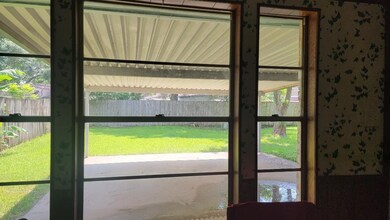 3722 Cambridge St, Alvin, TX 77511 - photo 6