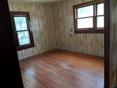 Light & Bright 2nd Bedroom