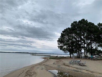 982 Eubanks Rd, Dunnsville, VA 22454 - photo 6