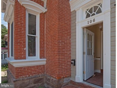 106 E State St unit 3, Doylestown, PA 18901 - photo 3