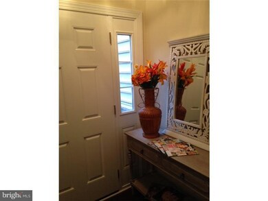 28 Sandy Run Cir, Fort Washington, PA 19034 - photo 6