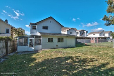 711 Butler St, Dunmore, PA 18512 - photo 3