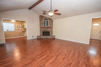 1055 Westglen Dr, Alvin, TX 77511 - photo 7