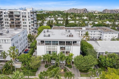 155 Sunrise Dr unit 4B, Key Biscayne, FL 33149 - photo 2