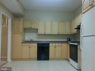 2106 Green Watch Way unit C, Reston, VA 20191 - photo 6