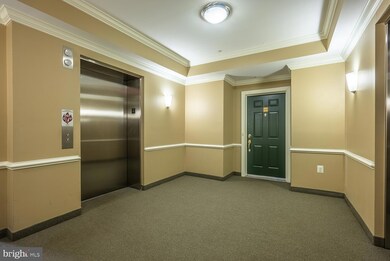 9722 Holmes Place unit 205, Manassas Park, VA 20111 - photo 3