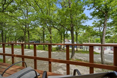 LAKEFRONT VIEW NIGHTLY RENTAL CABIN