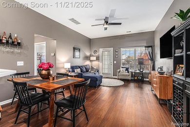 2728 S Knightsbridge Cir unit 50, Ann Arbor, MI 48105 - photo 5