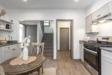 23 Garfield St, South Dartmouth, MA 02748 - photo 7