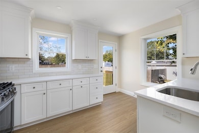 79 Pinehurst Ave, Warwick, RI 02889 - photo 5