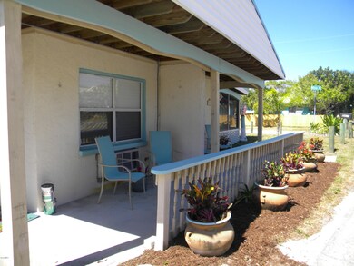 2 FRONT PORCHES