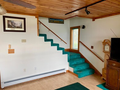 43 Leach Point Road Perry, living room t