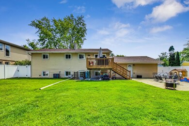 516 N Evergreen Ave, Elmhurst, IL 60126 - photo 4