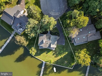 11720 Over Creek Ct, Swan Point, MD 20645 - photo 2