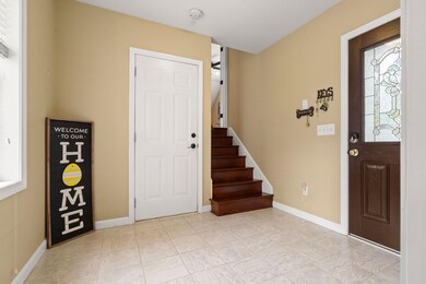 12 Sandybrook Ln, Londonderry, NH 03053 - photo 3